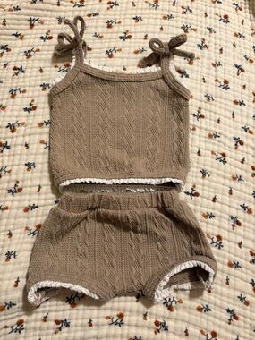 Kids Cable-Knit Two-Piece Set in Taupe - Brand: